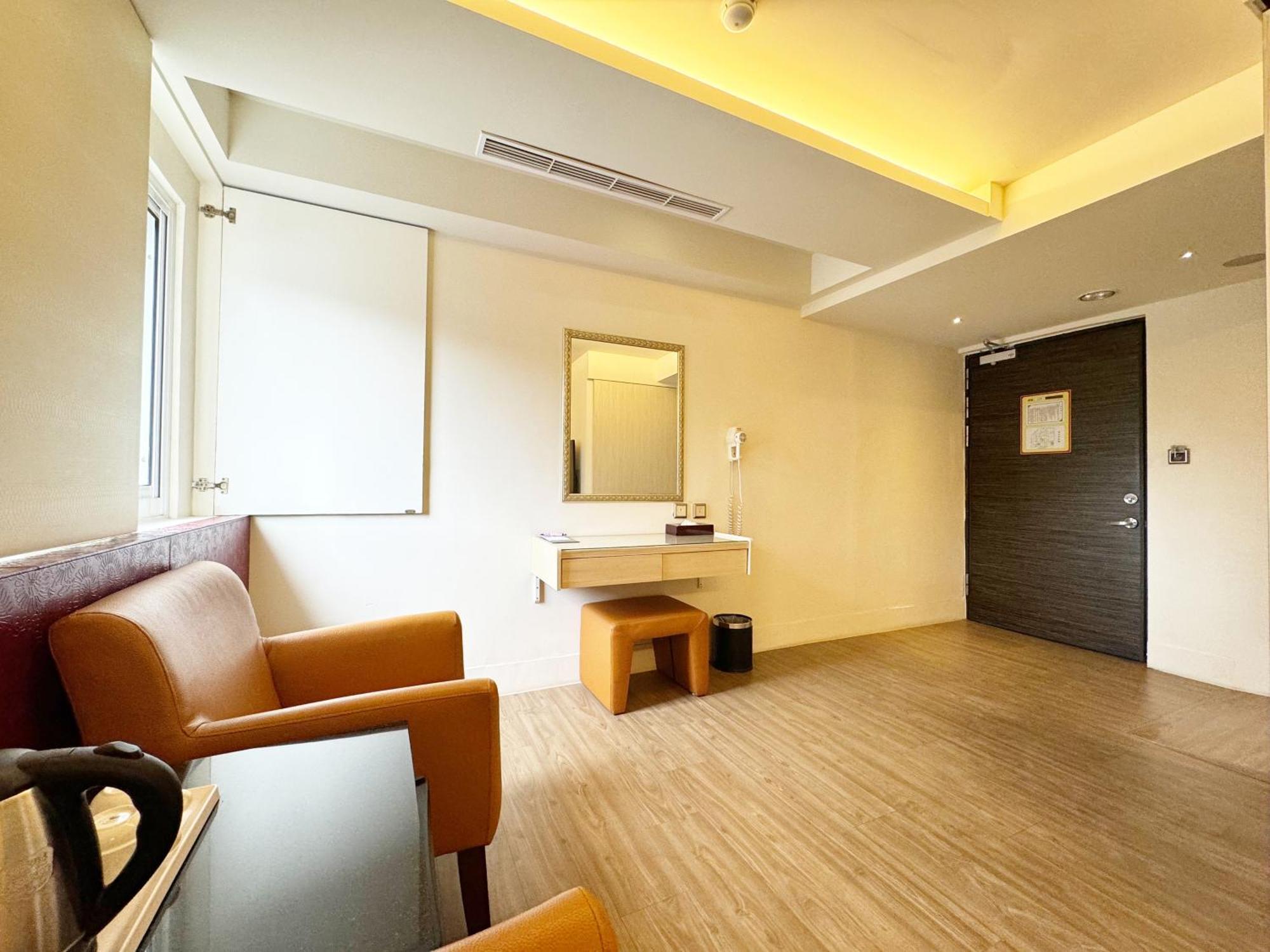 Ai Lai Fashion Hotel Taichung Exterior photo
